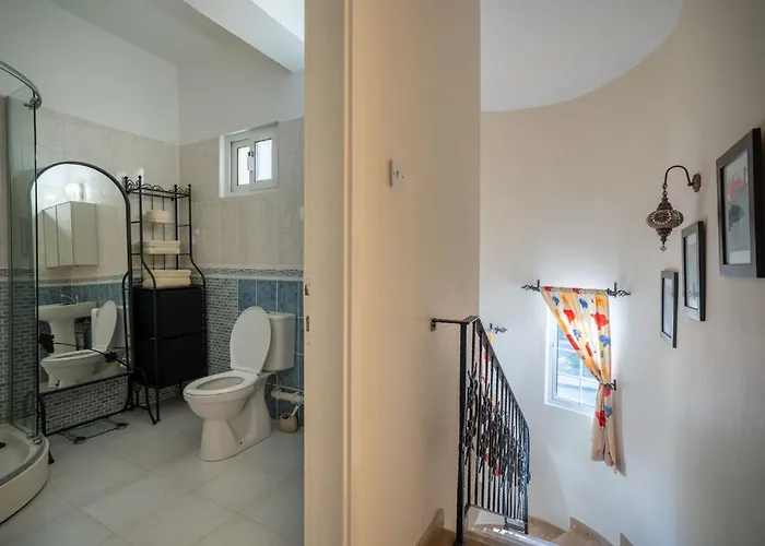 Karlsen With Private Pool And View *