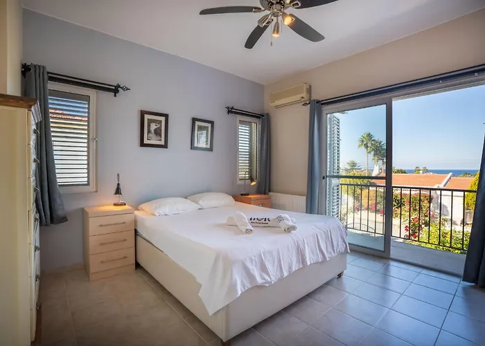 וילה Karlsen With Private Pool And View Vavilas