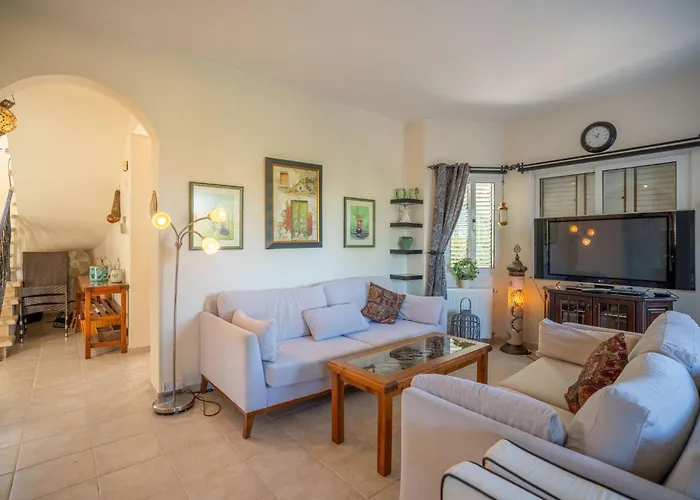 Karlsen With Private Pool And View *