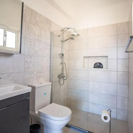 Karlsen With Private Pool And View Villa