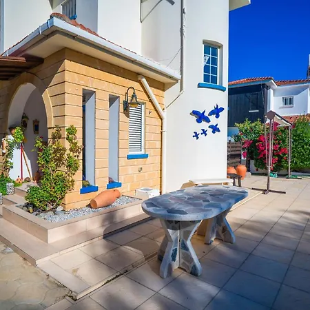 Karlsen With Private Pool And View