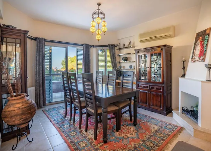 Karlsen With Private Pool And View * Vavilas